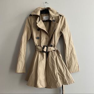 BCBGENTERATION Fit and Flare trench coat